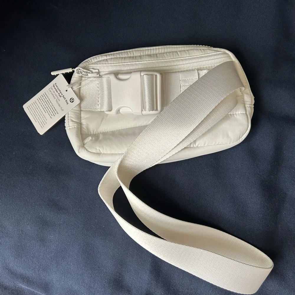 NWT Lululemon Wunder Puff Everywhere Belt Bag | White | 1L - Picture 8 of 9